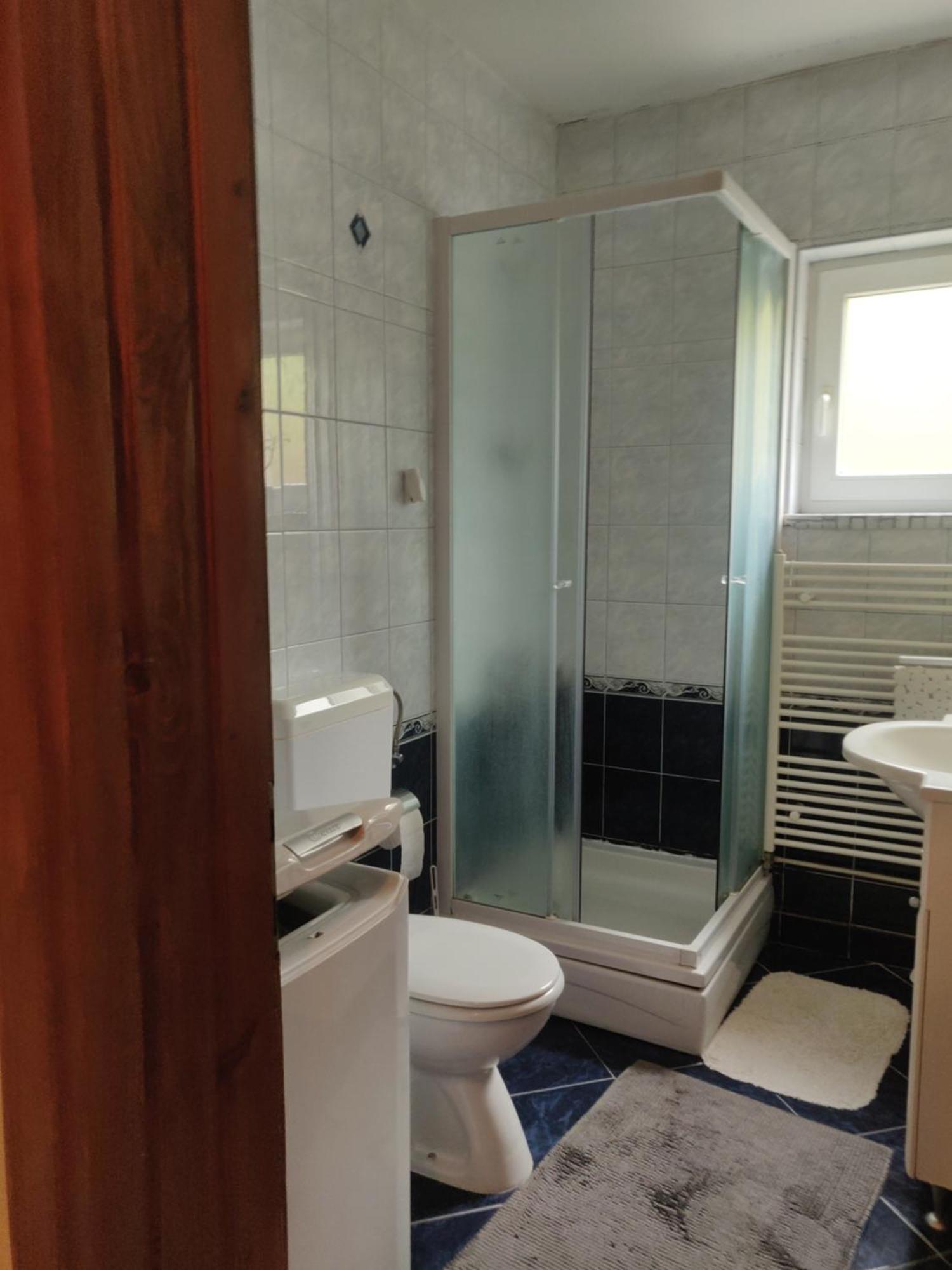 Apartman Malina Karlovac Exterior foto